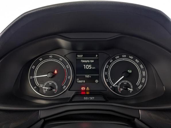 Skoda Rapid II с пробегом 2021 года, цена 1 600 000 рублей, 106018 км, лифтбек, Автокод Объявления