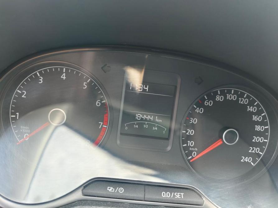 Volkswagen Polo V Рестайлинг Санкт-Петербург  - изображение 4