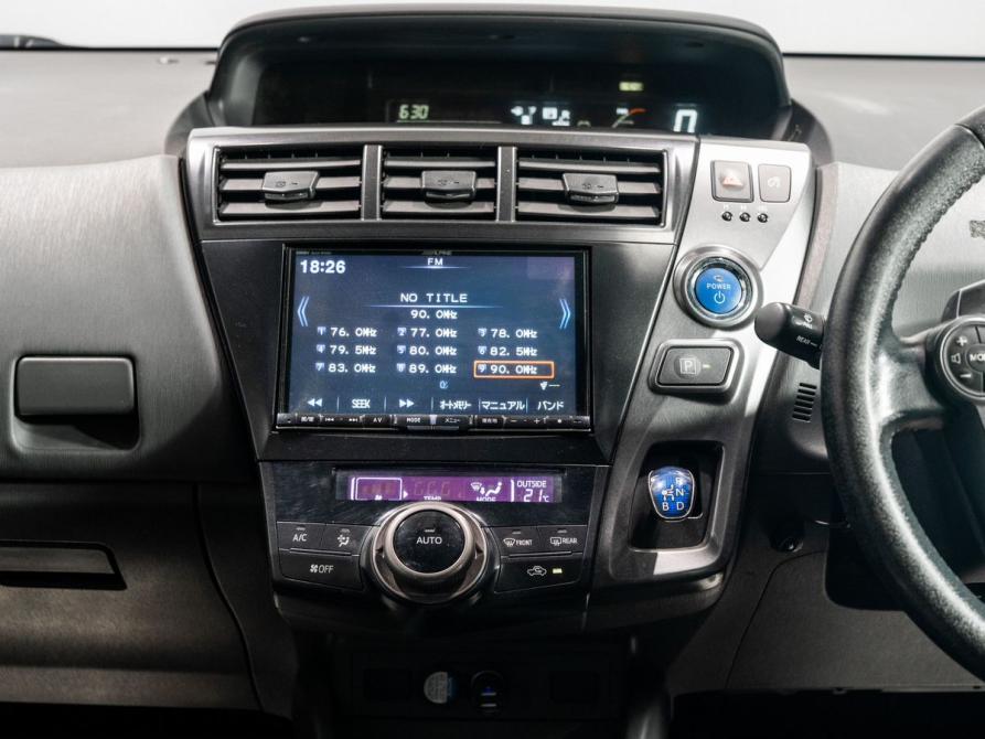 Toyota Prius Alpha I (ZVW40/41) Чита  - изображение 9