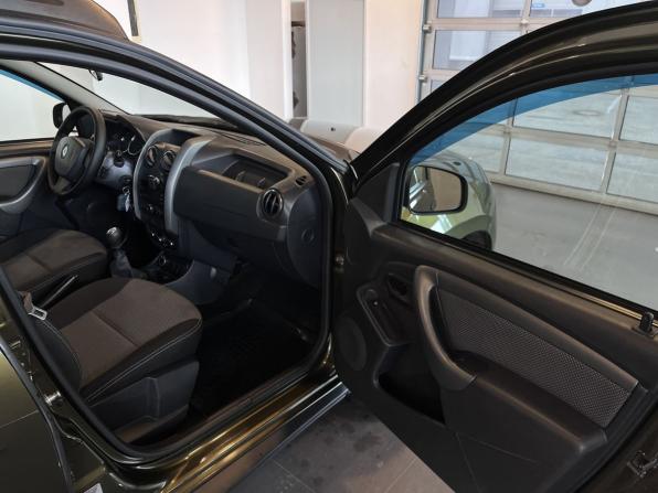 Renault Duster I Рестайлинг с пробегом 2018 года, цена 1 230 000 рублей, 129191 км, внедорожник, Автокод Объявления