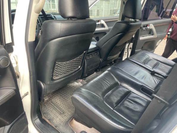 Toyota Land Cruiser 200 Series Рестайлинг 1 с пробегом 2014 года, цена 3 600 000 рублей, 292000 км, внедорожник, Автокод Объявления