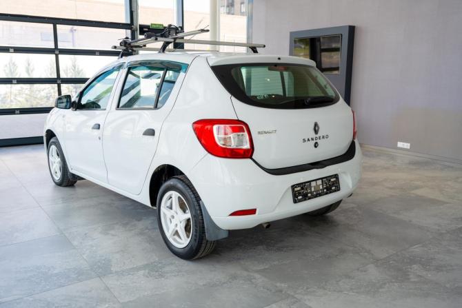 Renault Sandero II с пробегом 2016 года, цена 1 000 000 рублей, 206844 км, хэтчбек, Автокод Объявления