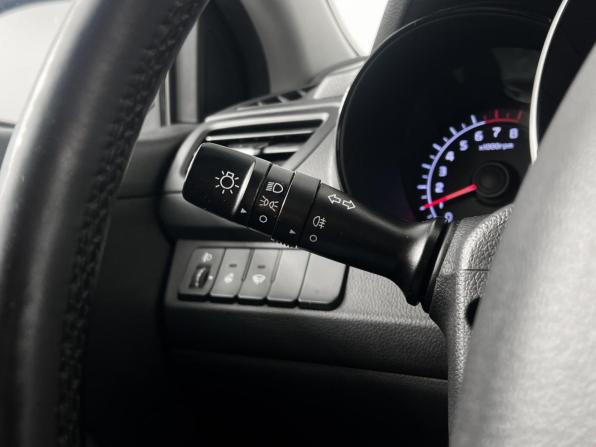 Kia Rio III Рестайлинг с пробегом 2016 года, цена 1 149 900 рублей, 94369 км, хэтчбек, Автокод Объявления