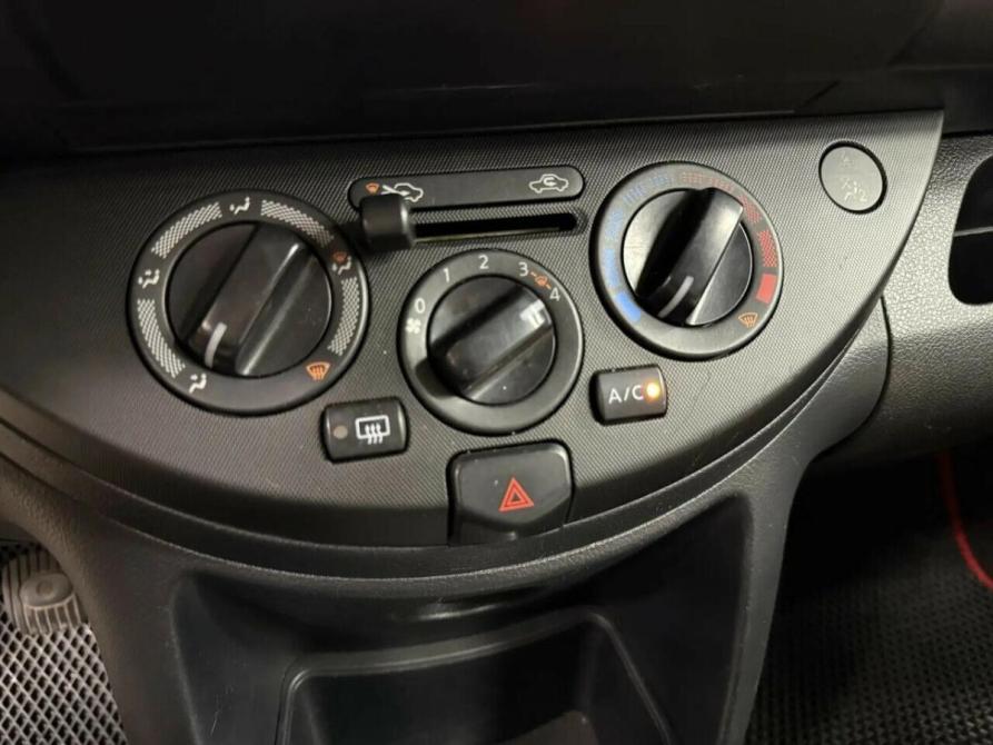 Nissan Note I Рестайлинг Набережные Челны  - изображение 12