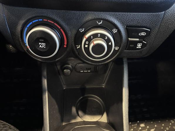 Kia Rio III с пробегом 2013 года, цена 735 000 рублей, 276399 км, седан, Автокод Объявления