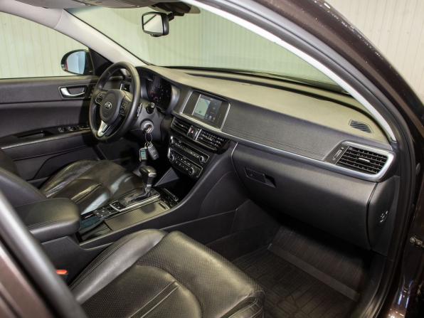 Kia Optima IV с пробегом 2017 года, цена 1 870 000 рублей, 141373 км, седан, Автокод Объявления
