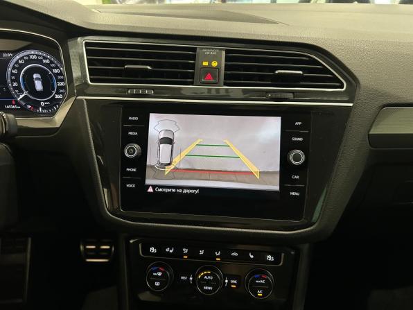 Volkswagen Tiguan II с пробегом 2018 года, цена 2 099 000 рублей, 169316 км, внедорожник, Автокод Объявления