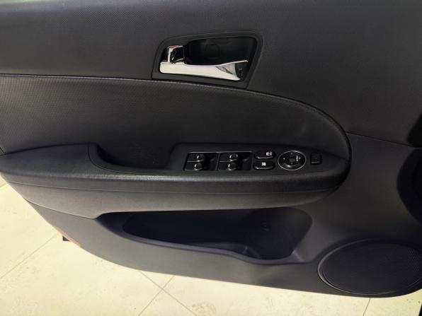 Hyundai i30 I с пробегом 2009 года, цена 680 000 рублей, 260968 км, хэтчбек, Автокод Объявления