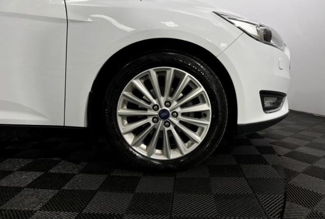 Ford Focus III Рестайлинг с пробегом 2017 года, цена 1 435 000 рублей, 125850 км, хэтчбек, Автокод Объявления