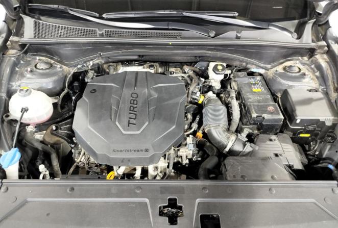 Hyundai Santa Fe IV Рестайлинг с пробегом 2021 года, цена 4 620 000 рублей, 44229 км, внедорожник, Автокод Объявления