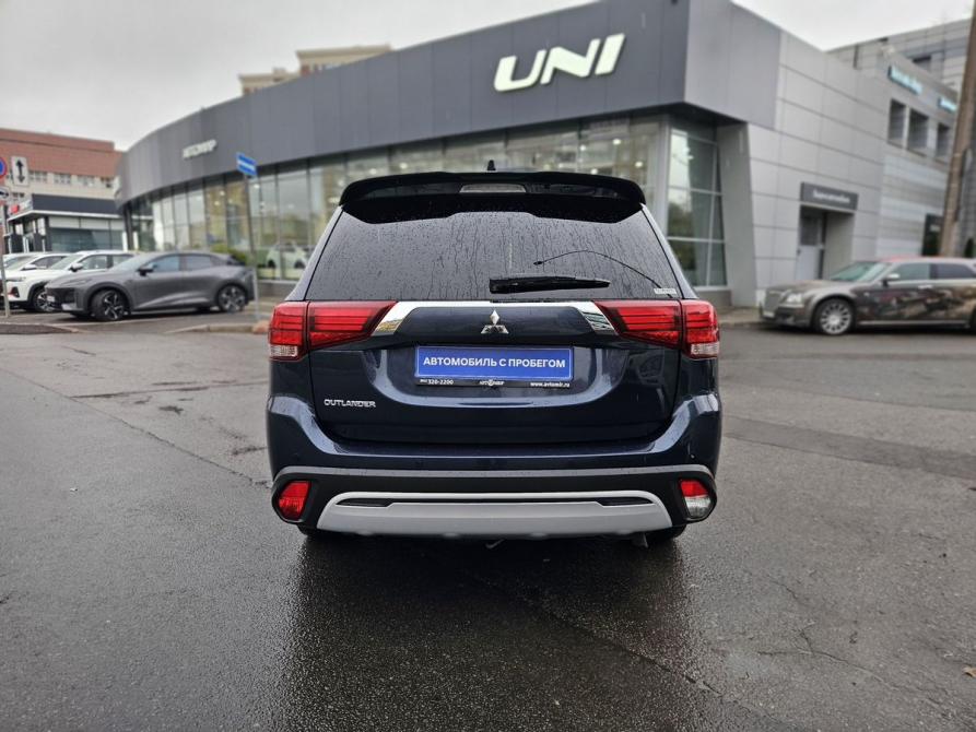 Mitsubishi Outlander III Рестайлинг 3 Санкт-Петербург  - изображение 5