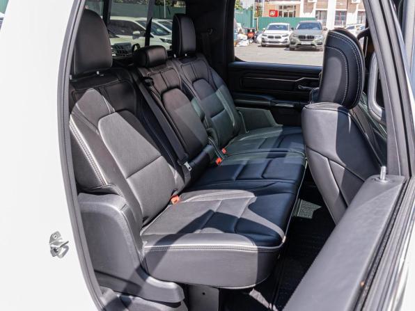 Ram 1500 V с пробегом 2023 года, цена 8 640 000 рублей, 17941 км, offers.body_type.unknown, Автокод Объявления