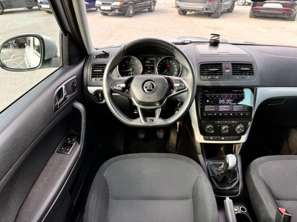 Skoda Yeti I с пробегом 2010 года, цена 1 249 000 рублей, 257191 км, внедорожник, Автокод Объявления