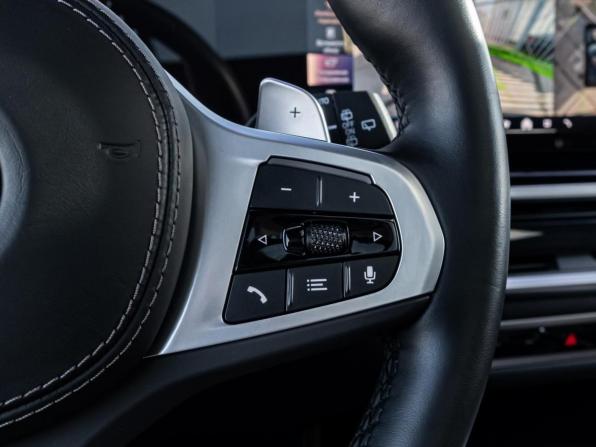 BMW X7 I (G07) Рестайлинг с пробегом 2023 года, цена 13 999 000 рублей, 26360 км, внедорожник, Автокод Объявления