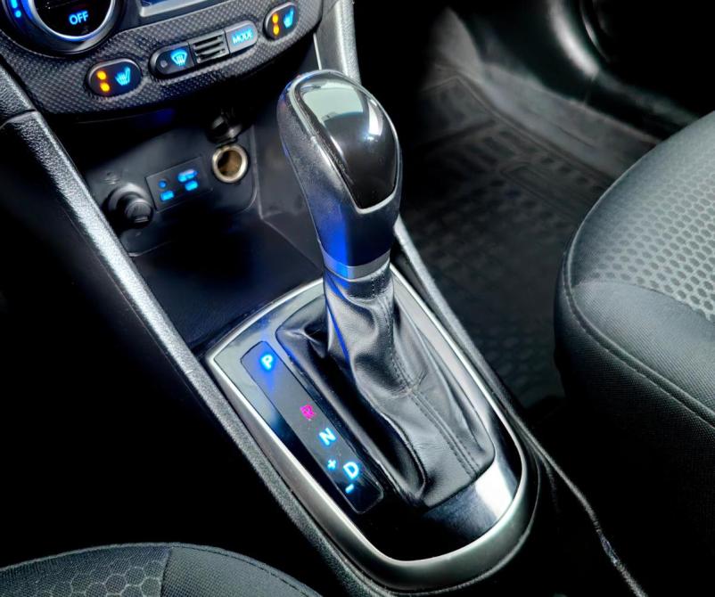 Hyundai Solaris I Рестайлинг Москва  - изображение 19