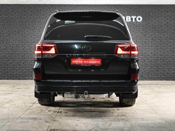 Toyota Land Cruiser 200 Series Рестайлинг 2 с пробегом 2019 года, цена 6 550 000 рублей, 309626 км, внедорожник, Автокод Объявления