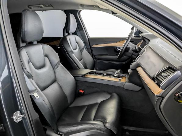 Volvo XC90 II Рестайлинг 1 с пробегом 2021 года, цена 4 900 000 рублей, 113743 км, внедорожник, Автокод Объявления