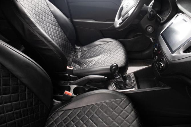 Hyundai Solaris II с пробегом 2017 года, цена 829 000 рублей, 237172 км, седан, Автокод Объявления