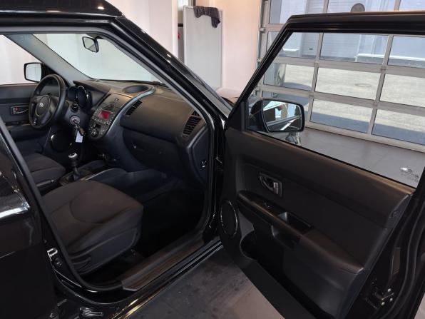 Kia Soul I Рестайлинг с пробегом 2011 года, цена 710 000 рублей, 243350 км, хэтчбек, Автокод Объявления