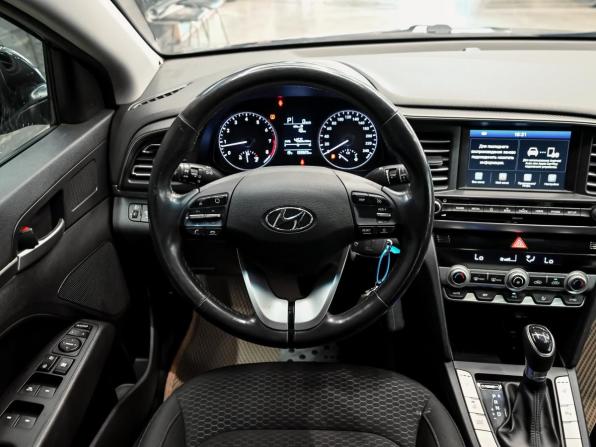 Hyundai Elantra VI (AD) Рестайлинг с пробегом 2019 года, цена 1 750 000 рублей, 133891 км, седан, Автокод Объявления