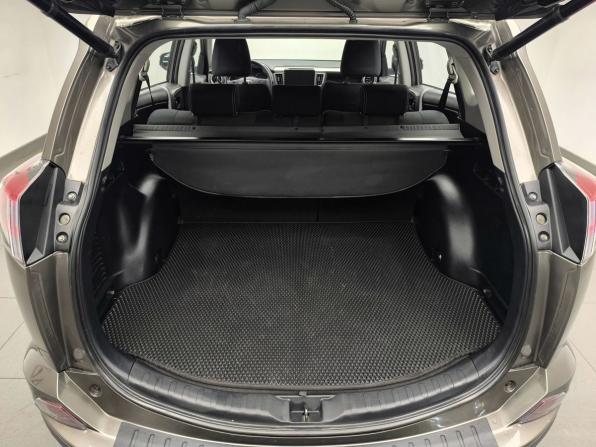 Toyota RAV4 IV (XA40) Рестайлинг с пробегом 2019 года, цена 2 732 000 рублей, 96550 км, внедорожник, Автокод Объявления