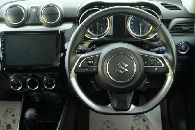 Suzuki Swift V с пробегом 2020 года, цена 1 469 000 рублей, 53600 км, хэтчбек, Автокод Объявления