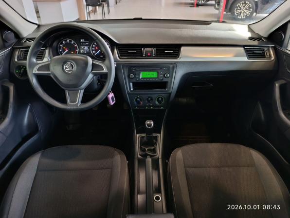 Skoda Rapid I с пробегом 2015 года, цена 950 000 рублей, 143659 км, лифтбек, Автокод Объявления