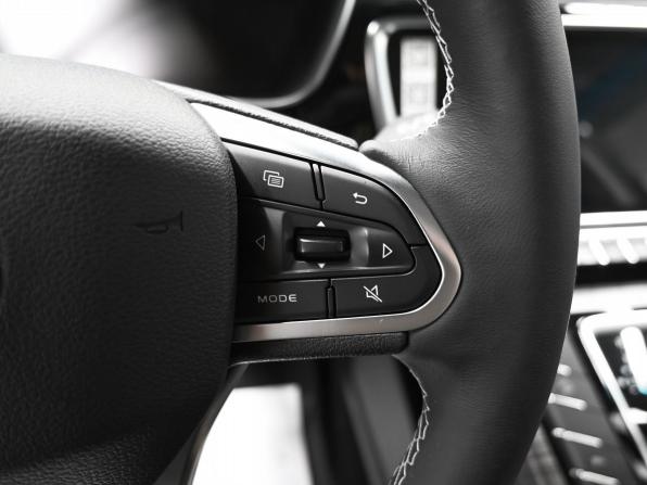 Geely Atlas Pro с пробегом 2022 года, цена 1 945 000 рублей, 80978 км, внедорожник, Автокод Объявления