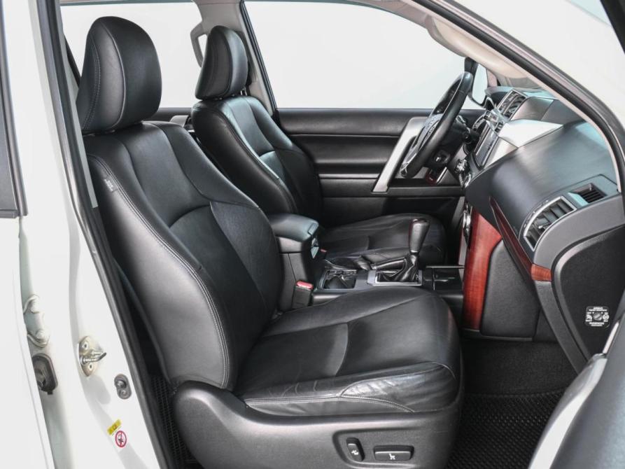 Toyota Land Cruiser Prado 150 Series Рестайлинг 1 Ростов-на-Дону  - изображение 8