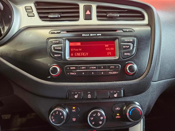 Kia Ceed II с пробегом 2014 года, цена 999 000 рублей, 167306 км, хэтчбек, Автокод Объявления