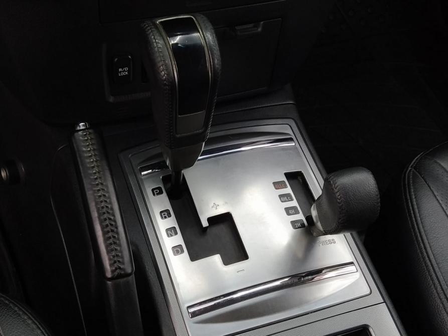 Mitsubishi Pajero IV Рестайлинг 1 Екатеринбург  - изображение 16