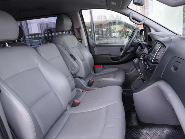 Hyundai Grand Starex I Рестайлинг 2 с пробегом 2018 года, цена 3 498 000 рублей, 99303 км, минивэн, Автокод Объявления