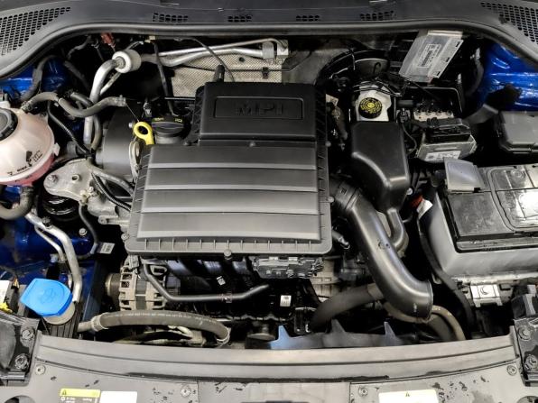 Volkswagen Polo VI с пробегом 2021 года, цена 1 610 000 рублей, 59100 км, лифтбек, Автокод Объявления