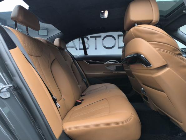 BMW 7 серии VI (G11/G12) Рестайлинг с пробегом 2019 года, цена 6 540 000 рублей, 86710 км, седан, Автокод Объявления