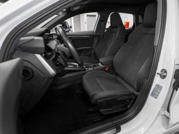Audi A3 IV (8Y) с пробегом 2021 года, цена 2 810 000 рублей, 47182 км, хэтчбек, Автокод Объявления