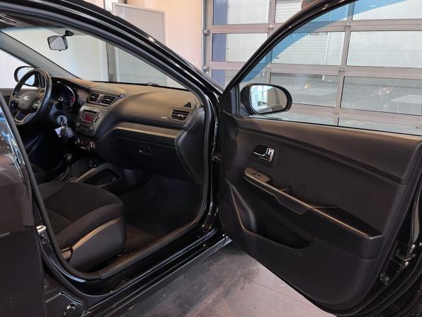 Kia Rio III с пробегом 2015 года, цена 1 063 000 рублей, 109920 км, седан, Автокод Объявления