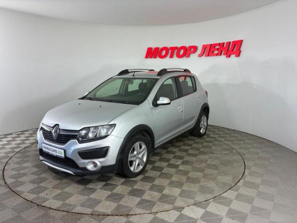 Renault Sandero II с пробегом 2015 года, цена 840 000 рублей, 151800 км, хэтчбек, Автокод Объявления