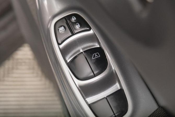 Nissan Juke I с пробегом 2010 года, цена 909 000 рублей, 154989 км, внедорожник, Автокод Объявления