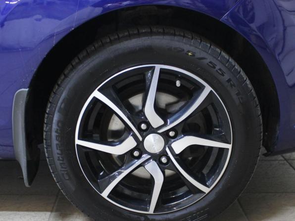 Ford Fiesta Mk6 Рестайлинг с пробегом 2016 года, цена 795 000 рублей, 71554 км, хэтчбек, Автокод Объявления