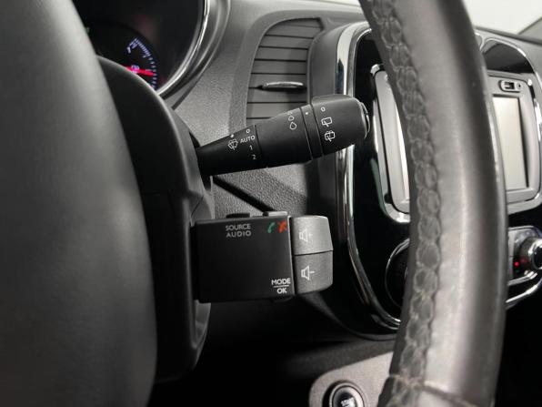 Renault Kaptur I с пробегом 2017 года, цена 1 215 000 рублей, 203929 км, внедорожник, Автокод Объявления