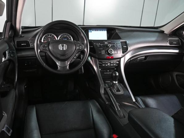 Honda Accord VIII Рестайлинг с пробегом 2011 года, цена 1 399 000 рублей, 172278 км, седан, Автокод Объявления
