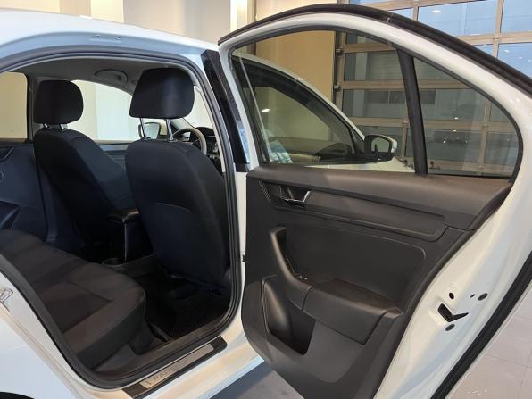 Skoda Rapid I Рестайлинг с пробегом 2019 года, цена 1 220 000 рублей, 174644 км, лифтбек, Автокод Объявления