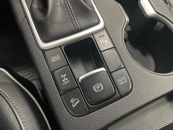 Kia Sportage IV Рестайлинг с пробегом 2020 года, цена 2 288 000 рублей, 176074 км, внедорожник, Автокод Объявления