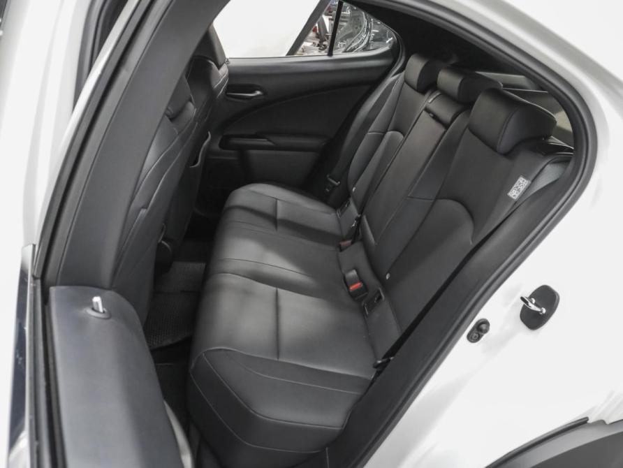 Lexus UX I Ростов-на-Дону  - изображение 9