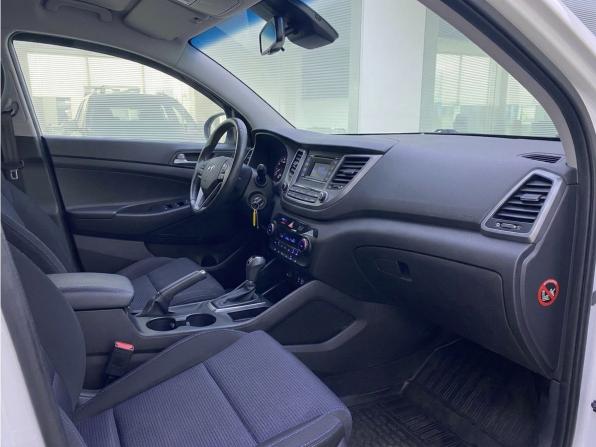 Hyundai Tucson III с пробегом 2017 года, цена 2 100 000 рублей, 106226 км, внедорожник, Автокод Объявления