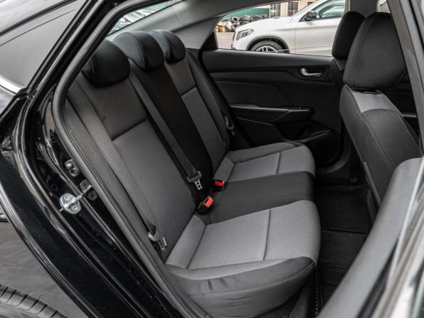 Hyundai Solaris II с пробегом 2017 года, цена 1 428 000 рублей, 97880 км, седан, Автокод Объявления
