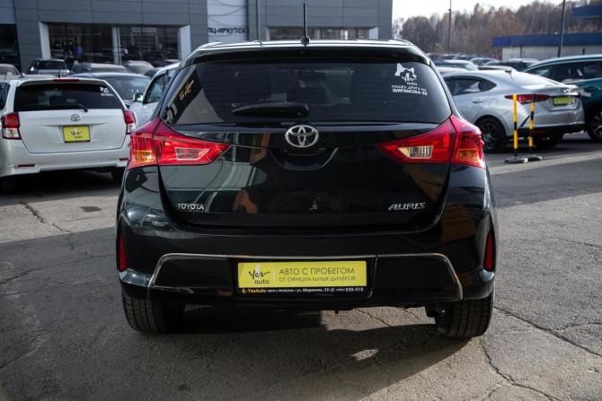 Toyota Auris II с пробегом 2013 года, цена 1 098 000 рублей, 211600 км, хэтчбек, Автокод Объявления