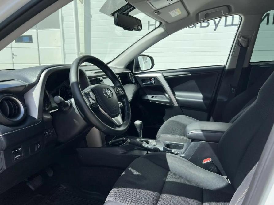 Toyota RAV4 IV (XA40) Рестайлинг Санкт-Петербург  - изображение 15