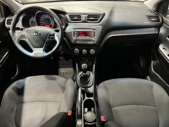 Kia Rio III Рестайлинг с пробегом 2015 года, цена 1 050 000 рублей, 89714 км, седан, Автокод Объявления