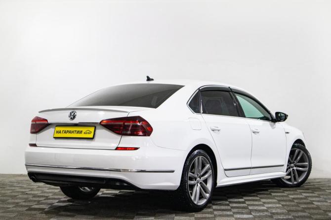 Volkswagen Passat B8 с пробегом 2017 года, цена 1 999 000 рублей, 151150 км, седан, Автокод Объявления